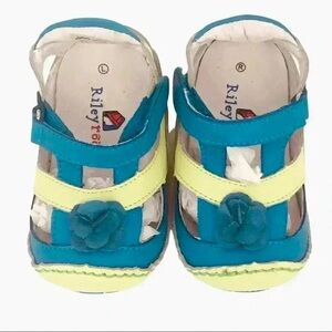 Rileyroos Allyson Easy Walker Flats Kiwi Size 18‑24M Leather NIB Toddler